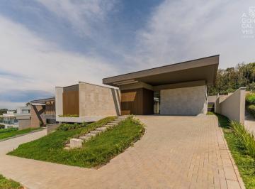 Casa · 409m² · 5 Quartos · 6 Vagas · Casa Térrea em Condomínio no Campos do Jordão, 04 Suítes, 06 Vagas, Piscina Privativa, Lamenha Peque