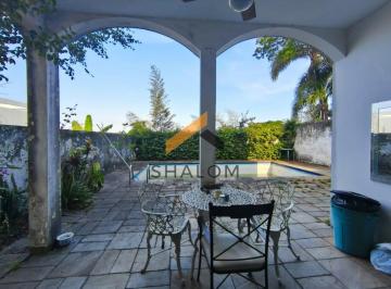 Casa · 329m² · 4 Quartos · 2 Vagas · Casa à venda no Jardim Leonor