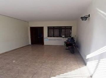 Casa · 140m² · 2 Quartos · 1 Vaga · Casa a venda Ipiranga . 2 dormitórios. 1 vaga. Metrô 850M.