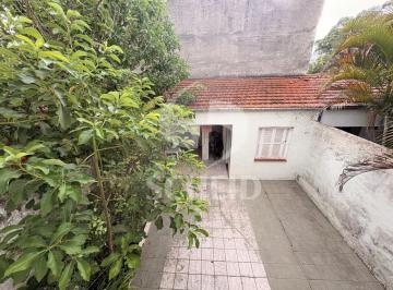 Casa · 190m² · 3 Quartos · 2 Vagas · Casa para locação no Brooklin com 190m², sendo 3 quartos e 2 vagas