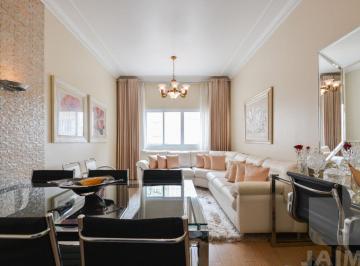 Apartamento · 82m² · 2 Quartos · 1 Vaga · Apartamento 02 dormitórios, 01 vaga em Bela Vista.