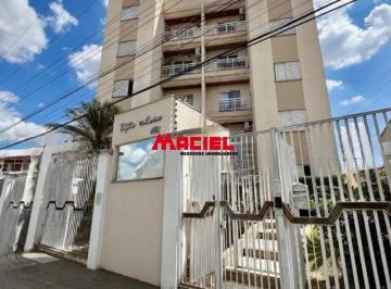 Apartamento · 62m² · 2 Quartos · 1 Vaga · APARTAMENTO EDIFÍCIO MARINA, EM EXCELENTE LOCALIZAÇÃO