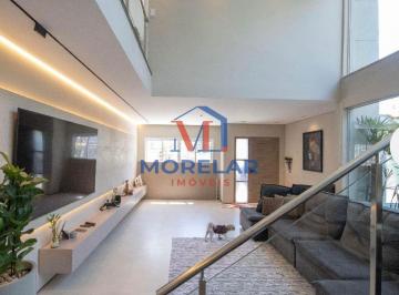 Casa · 350m² · 3 Quartos · 4 Vagas · Sobrado de Alto Padrão
