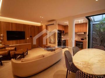 Apartamento · 68m² · 2 Quartos · UM ESPETACULAR 2 QUARTOS NA QUADRA DA PRAIA DO LEBLON COM ÁREA EXTERNA!!