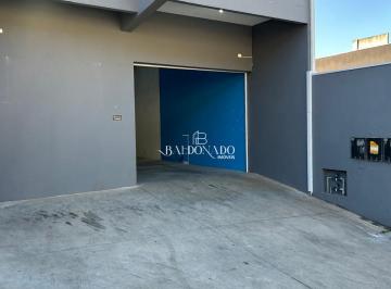 Comercial · 210m² · Salão Comercial em Extrema MG para alugar com 210 m proximo ao centro