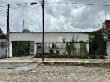Casa · 300m² · 4 Quartos · 4 Vagas · Casa Residencial ou Comercial ideal para atender as suas Predilecoes.