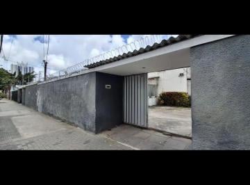 Casa à venda em rua pública, CAMPO GRANDE, Recife, PE · Casa à venda em rua pública, CAMPO GRANDE, Recife, PE