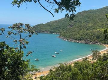 6imaou2otjkywyxodmynjg4_md · Uma joia rara no Litoral Norte: área pé na areia em Ilhabela