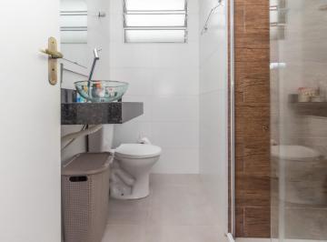 ca55b99b-b1d6-483e-8842-20a5429b70e3 · Confortável sobrado para venda em Jardim Vila Formosa com 3 quartos, sendo 1 suíte, 145m²