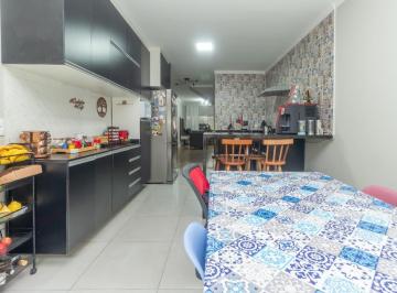 6ed581bf-0b4d-47a1-ad0c-373be88b6ed4 · Aconchegante sobrado para venda em Jardim Vila Formosa com 3 quartos, sendo 1 suíte, 145m²