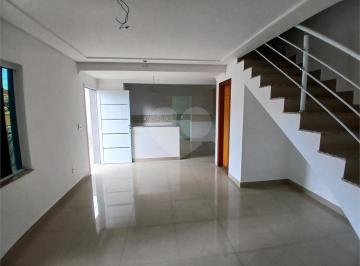 Casa · 97m² · 2 Quartos · 2 Vagas · Sobrado com 2 quartos à venda em Vila clarice - SP