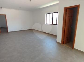 Casa · 220m² · 3 Quartos · 2 Vagas · Casa com 3 quartos à venda em Embaré - SP