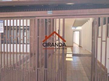 Casa · 203m² · 3 Quartos · Sobrado Espaçoso de 203m² com Edícula e 3 Vagas em Santana