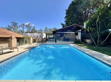 Casa de 4 quartos, Carapicuíba · Casa à venda no condomínio Palos Verdes, Granja Viana com 4 dormitórios, churrasqueira e piscina