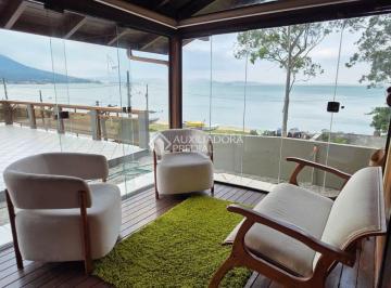 Casa · 100m² · 3 Quartos · 2 Vagas · Casa 3 dormitórios 100m2 privativos 2 vagas de garagem no bairro Praia de Fora