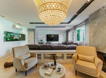 Casa · 246m² · 4 Quartos · 5 Vagas · Casa em Condomínio, 04 Suítes, 05 Vagas, Piscina Privativa, Boa Vista, Curitiba.
