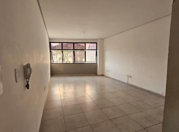 Comercial · 32m² · 2 Quartos · Sala comercial na Avenida São Miguel, N. 2864 - Sala 5 • 32 m²