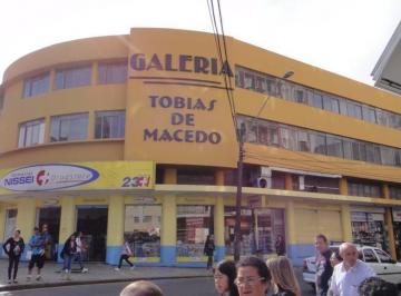 8911860.jpg · Loja
