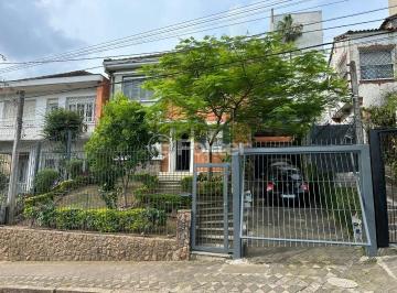 0a37040e-674b-42e8-8c9e-02c58b8166b2_cleanup (1).jpg · Casa, 4 dormitórios, 377.95 m², em Petrópolis