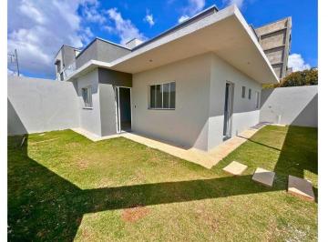 Entrada · Casa com 2 dormitórios à venda, 63 m² por R$ 420.000,00 - Jardim Bandeirantes - Poços de Caldas/MG