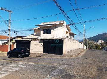 81ecfd869b226fc3e314a1bba81968b81e675932 · Casa com 3 dormitórios à venda, 157 m² por R$ 750.000,00 - Jardim Santa Rosália - Poços de Caldas/MG