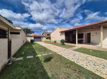 Casa · 172m² · 3 Quartos · 2 Vagas · Casa à venda - em Butiatuvinha