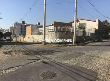 Casa · 371m² · 3 Quartos · 8 Vagas · Residencial › Casa no Calafate com 371,00 (M²), 3 quartos e 8 vagas para Venda