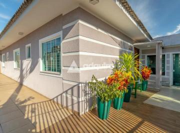Casa · 157m² · 3 Quartos · Casa em Oficinas, Ponta Grossa/PR de 157m² 3 quartos à venda por R$ 950.000,00 ou para locação R$ 5.