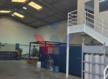 Comercial · 240m² · 4 Vagas · Galpão em Cidade Industrial, Curitiba/PR de 240m² à venda por R$ 1.500.000,00