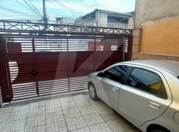 Casa · 138m² · 9 Quartos · 2 Vagas · Casa para Renda na Vila Sabrina