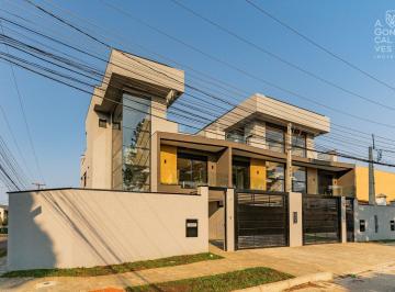 Casa · 184m² · 3 Quartos · 4 Vagas · Casa no Montserrat, 03 Quartos, 04 Vagas, Churrasqueira a carvão, Santa Felicidade, Curitiba.