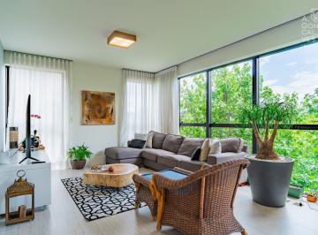 Apartamento · 189m² · 3 Quartos · 3 Vagas · Apartamento no Piet Mondrian, 03 Quartos, 03 Vagas, Piscina, Champagnat, Curitiba.