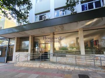 Apartamento · 131m² · 3 Quartos · Apartamento no Centro