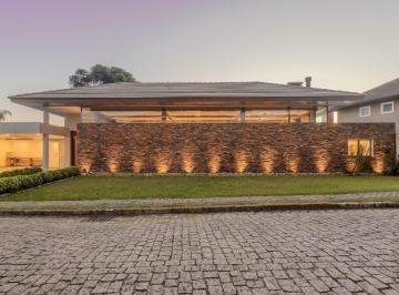 Casa · 779m² · 4 Quartos · 6 Vagas · Casa em Condomínio, 04 Suítes, 06 Vagas, Piscina, Santa Felicidade, Curitiba.