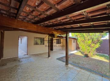 Casa · 85m² · 2 Quartos · 1 Vaga · OPORTUNIDADE DE VENDA Casa em Terreno Inteiro e Suíte na Região Leste