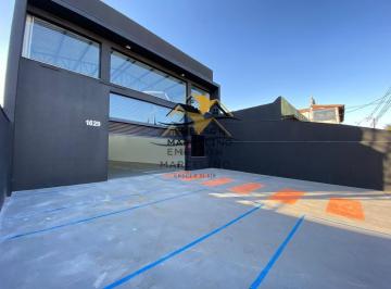 Comercial · 560m² · 4 Vagas · ALUGO Moderno Barracão com 560m2 na Av. São João
