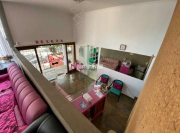 Casa · 400m² · 5 Quartos · 5 Vagas · Ampla Residência em Rua sem Saída