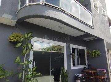 Casa · 93m² · 2 Quartos · 1 Vaga · Casa Duplex com 2 qtos em São Pedro