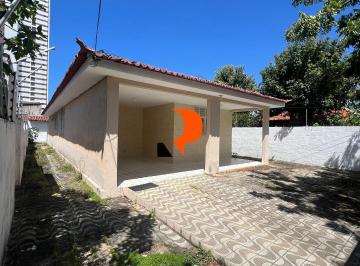 Casa · 200m² · 3 Quartos · 2 Vagas · Casa em Lagoa Nova, Natal/RN