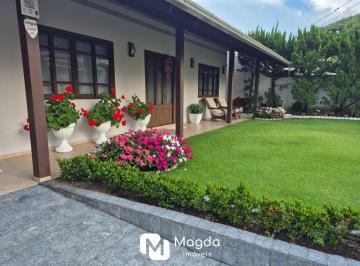 Casa · 180m² · 3 Quartos · 2 Vagas · Casa com com piscina, 3 dormitórios à venda, 156 m² privativa, - Velha Central - Blumenau/SC