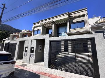 Casa · 170m² · 3 Quartos · 2 Vagas · Sobrado Alto Padrão | Ressacada - Itajaí - SC