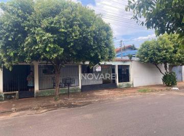 6eb0625feb5d17fbd4a196e5591a623f00f5a301 · Casa com 2 dormitórios à venda, 180 m² por R$ 280.000,00 - Setor Novo Horizonte - Itumbiara/GO