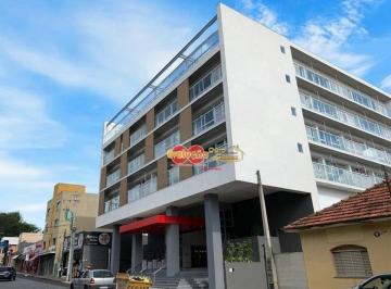 11f25076ed6873c4b5e1df25c2c80b069c4f4f75 · Sala Comercial / Centro