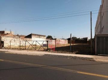 8f4ee11eb4a6eae48ada3eb58012c33f9c3519f9 · Lote Residencial à Venda de 620m²