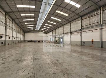 d4dd074257fa47fb66480193eed4db63d459272d · Galpão para alugar, 3600 m² por R$ 85.000,00/mês - Taboão - Diadema/SP