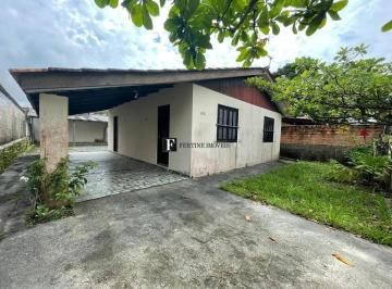 24883362_4.jpg · Casa com espaço de terreno e 3 quartos para venda