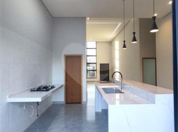 Imagem Principal · Casa com Piscina no Condomínio Lagos D'Icarai em Salto/SP