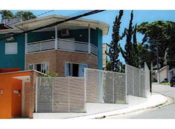 Casa de 5 quartos, São Paulo · SOBRADO EM CONDOMINIO PROXIMO A SERRA DA CANTAREIRA