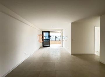 Salas de estar e jantar · Apartamento à venda com 3 quartos na Ponta Verde, R$ 1.280.000.00