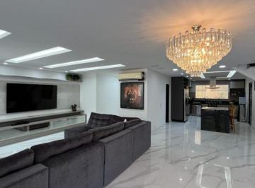 Casa de 3 quartos, Arujá · Casa a venda em Arujá com 3 dormitórios